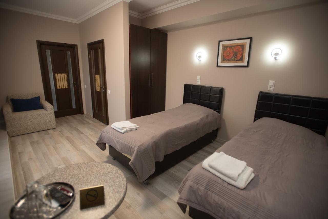 Altin Palace